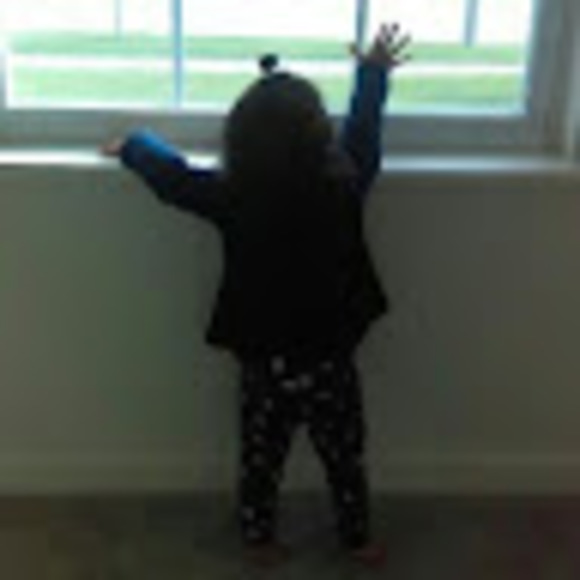 Meet your Posher, Sandra - Picture 1 of 1